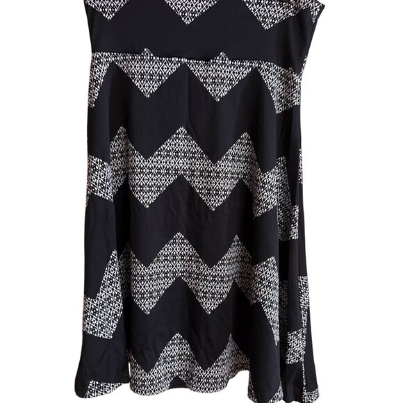 LuLaRoe Womens Black & White Chevron Print Skirt S - Picture 1 of 6